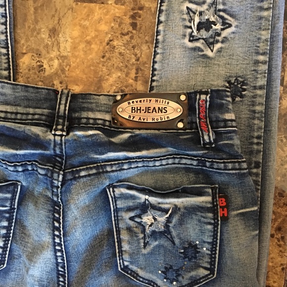 BH jeans , size 24 or 3, star design is not holes - Picture 2 of 7